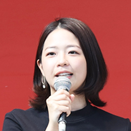 渕上 沙紀 氏