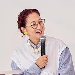 虻川 美穂子 氏