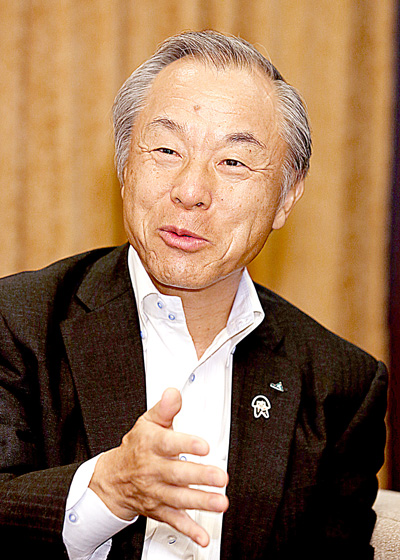 西沢耕一氏